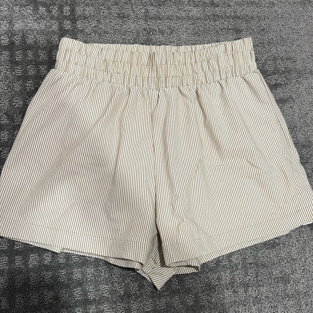 Five Dancewear shorts- street size youth 12/14- excellent condition